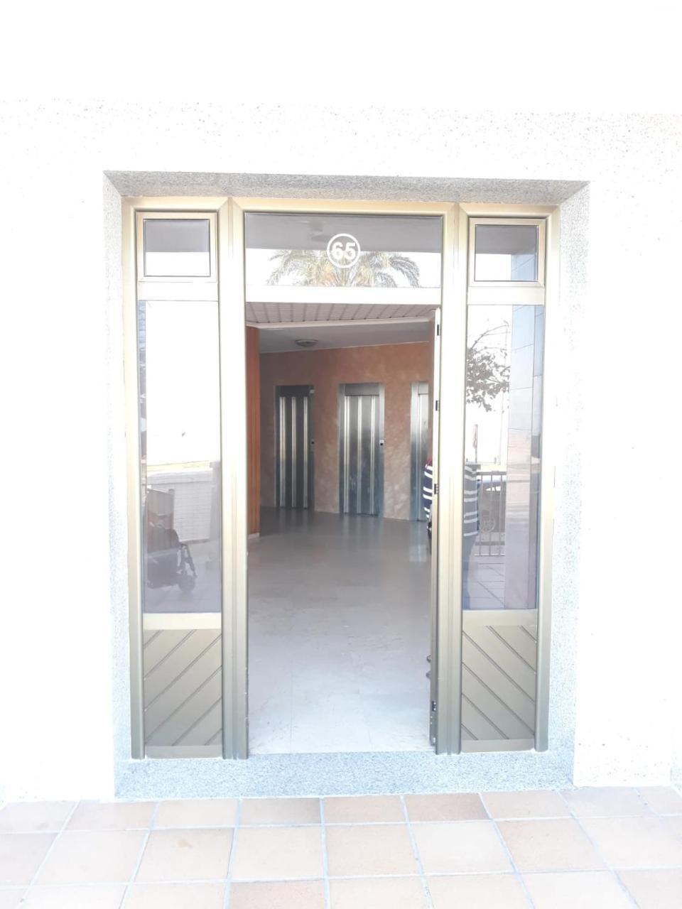 Infante Primera Linea Gandia Playa Solo Familias Playa de Gandia Ngoại thất bức ảnh