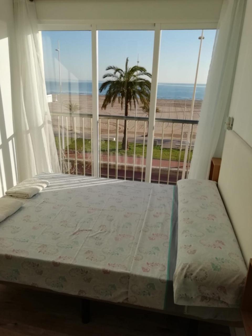 Infante Primera Linea Gandia Playa Apartment Playa de Gandia Ngoại thất bức ảnh