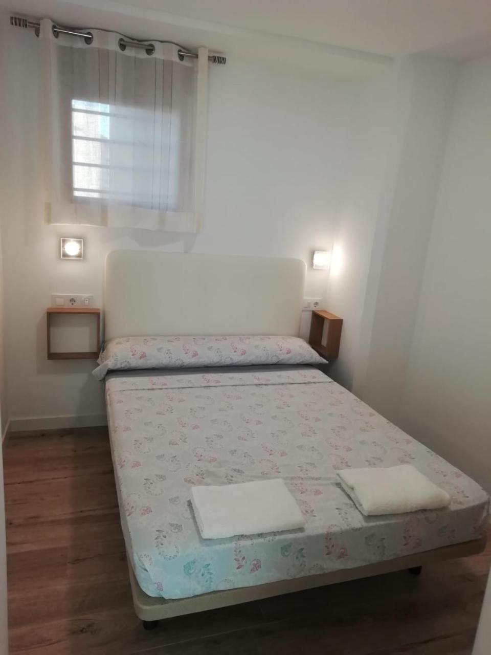 Infante Primera Linea Gandia Playa Solo Familias Playa de Gandia Ngoại thất bức ảnh