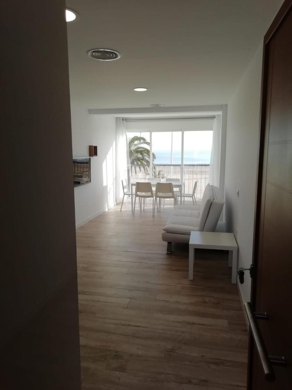 Infante Primera Linea Gandia Playa Apartment Playa de Gandia Ngoại thất bức ảnh